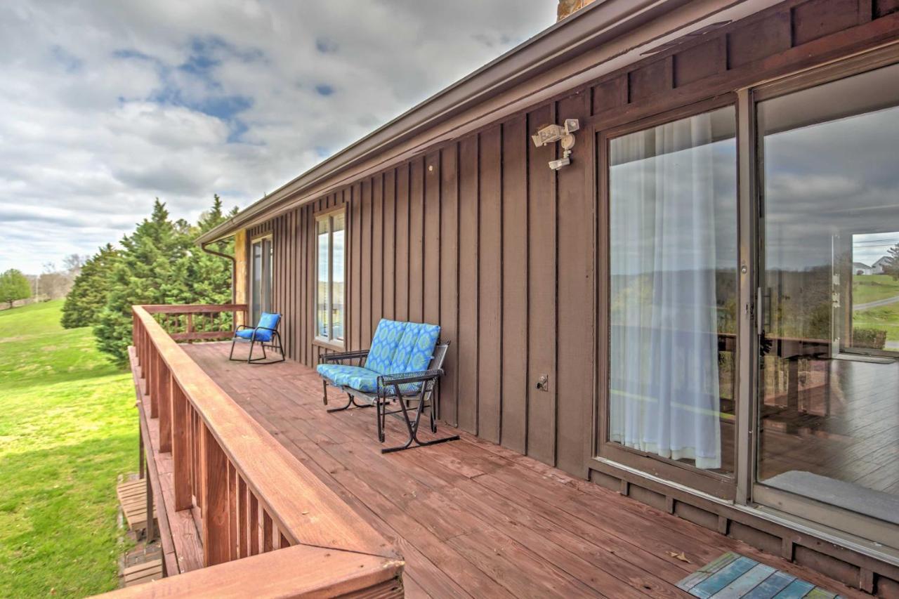 Monticello Home With Multi-Level Deck On 2 Acres! Exterior photo
